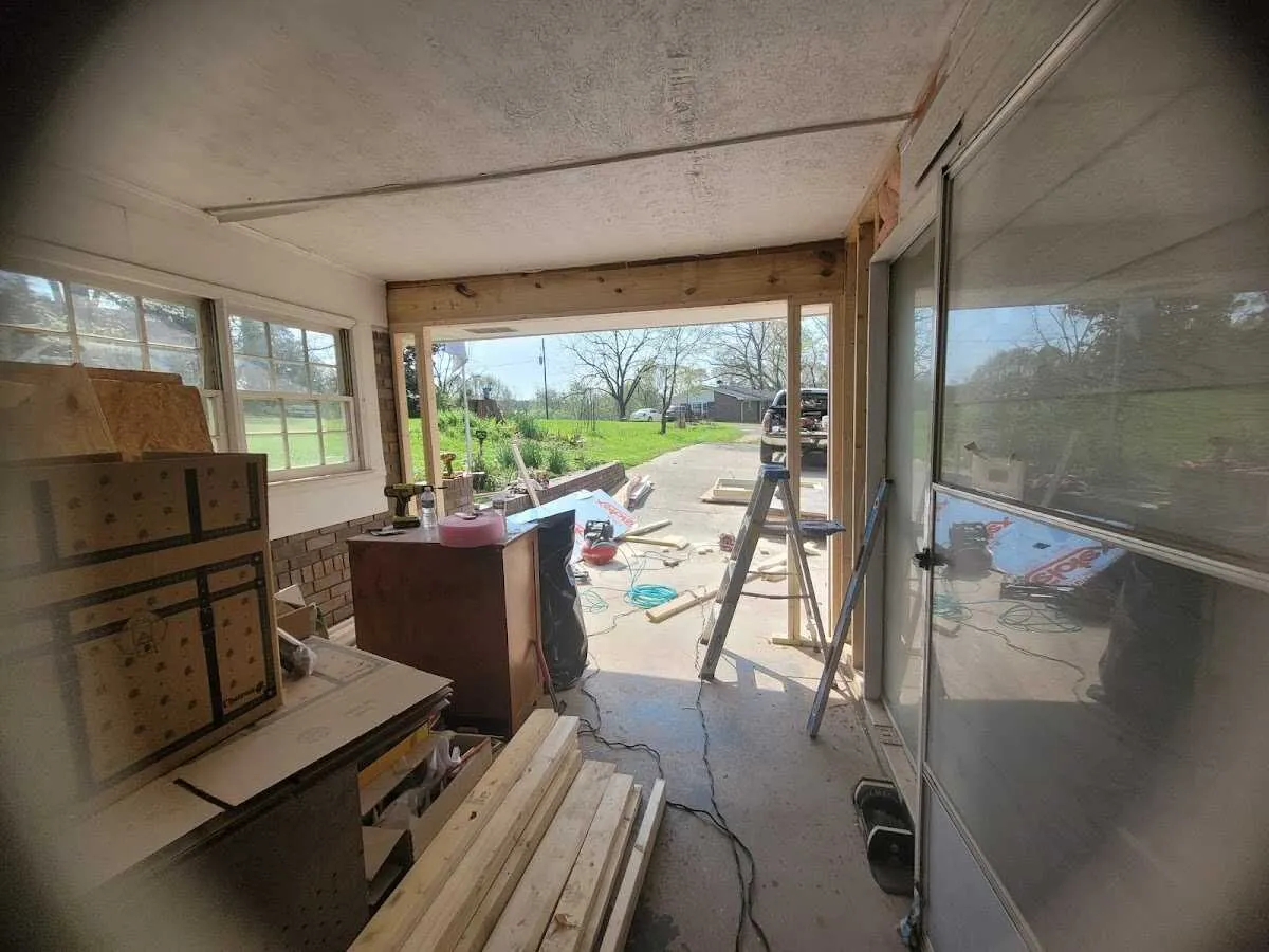 Air movers and dehumidifier for Drying & Dehumidification in Perkiomen